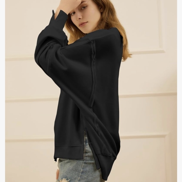 EYZH Black Long Sleeve Top - Picture 4 of 17